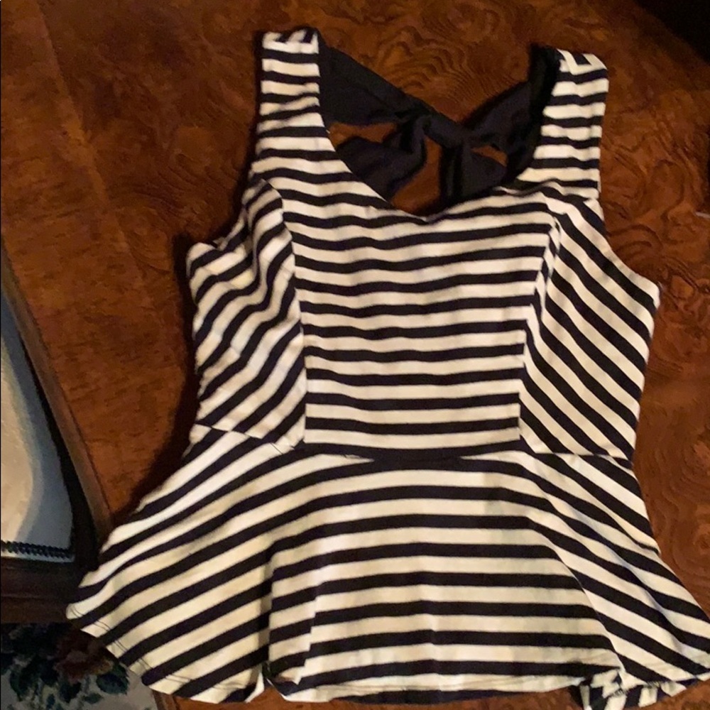 Cute top Forever 21
